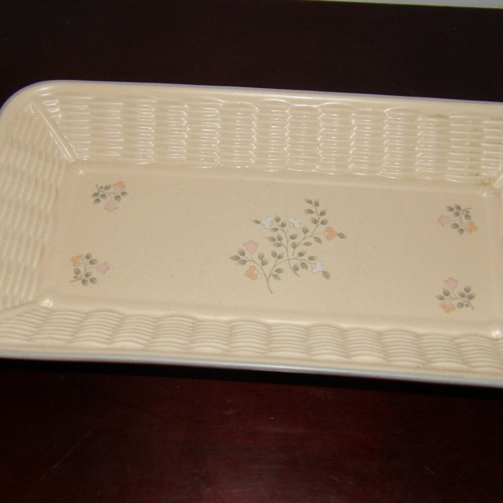 Pfaltzgraff Remembrance Woven Bread Basket